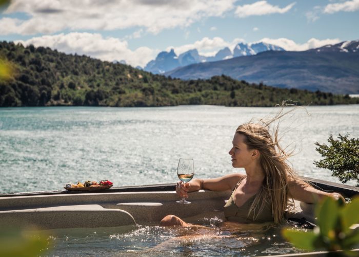 Jacuzzi at Patagonia Camp