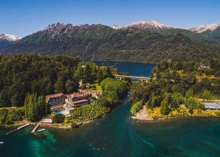 Correntoso Lake & River Hotel - aerial view