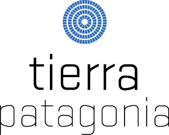 TIERRA-PATAGONIA-BL-Vertical-CMYK